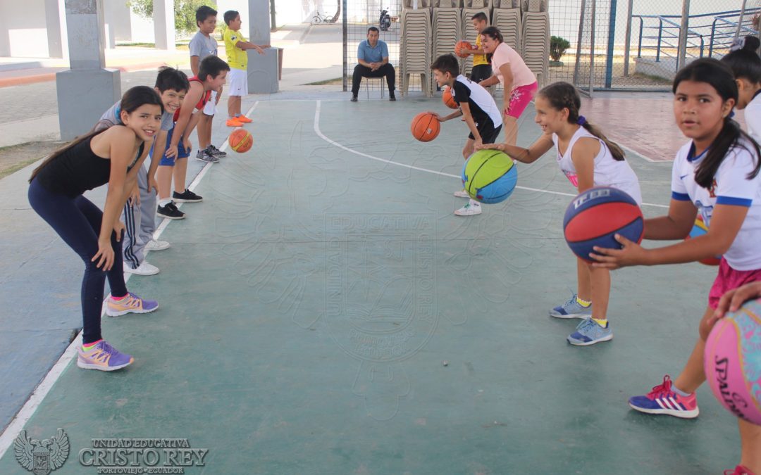 UECR cuenta con escuelas formativas fuera del horario académico.