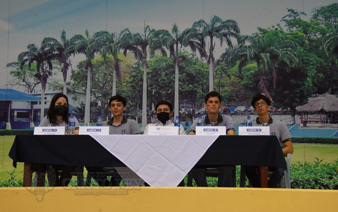 Conversatorio con candidatos al Consejo Estudiantil